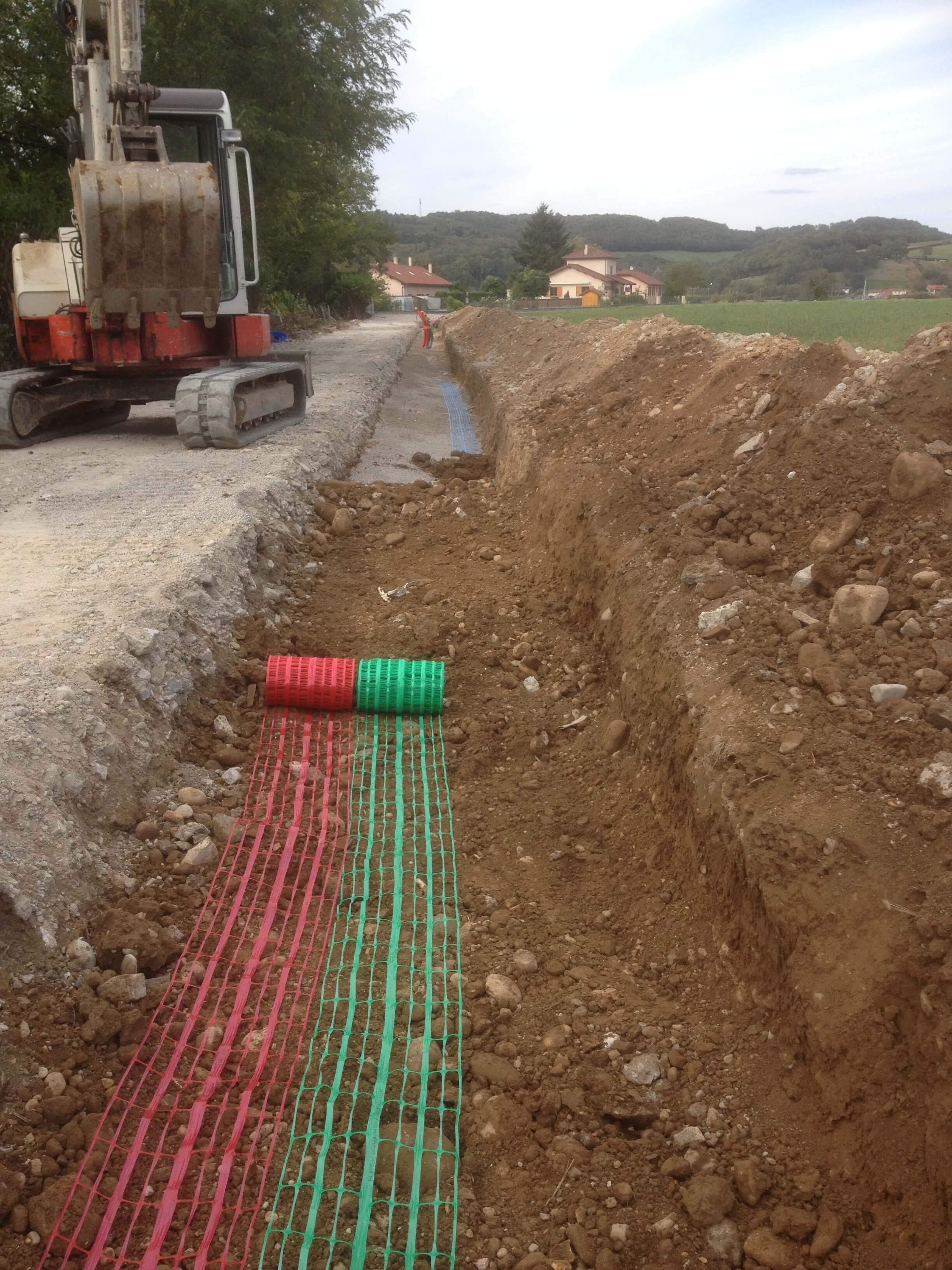 vrd france VRD &#8211; Goudronnage Montpellier angeloni tp terrassement isere bourgoin jallieu devis maubec viabilisation entreprise 38 chantier viabilisation 1